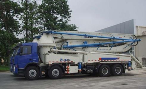 Автобетононасос XCMG HB52