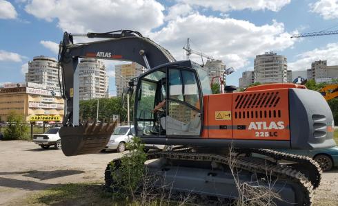 Экскаватор гусеничный Atlas 225 LC