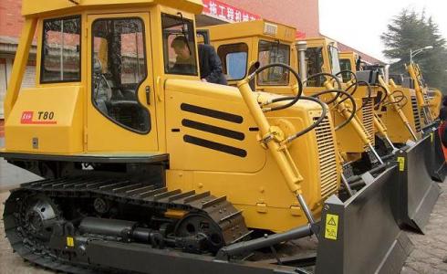 Бульдозер YTO T80