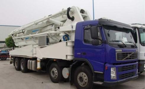 Автобетононасос XCMG HB48