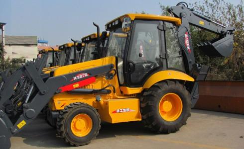 Экскаватор-погрузчик XCMG XT872